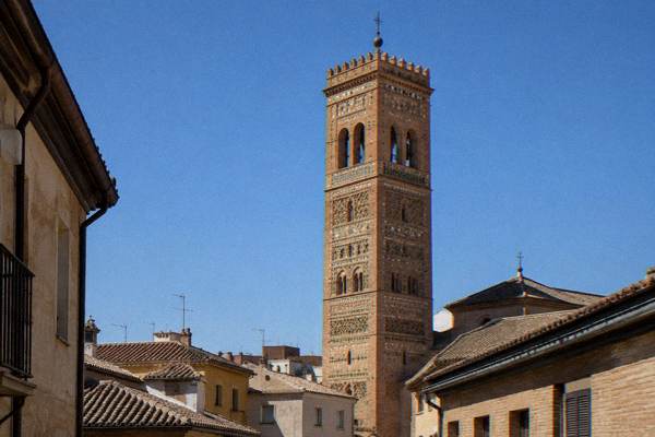 2.5-Hour Old District History Walk, Zaragoza