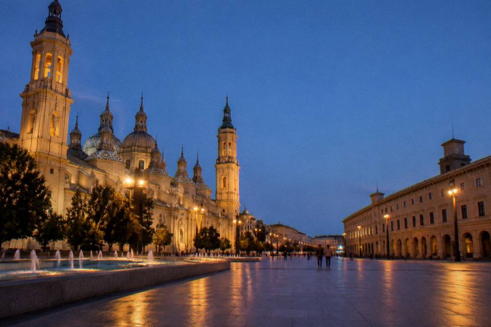 Evening light on the streets of Zaragoza old town after a museum visit